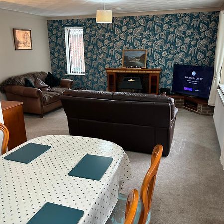 2 Bedroom Bungalow Rhosllanerchrugog Экстерьер фото